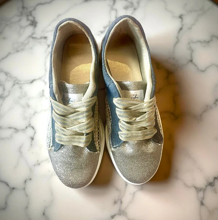 Sneakers - Silver Sparkle with Navy Leather